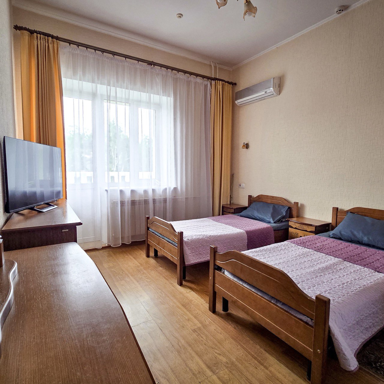 room_1